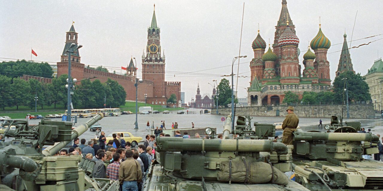 Four days in August: The Soviet Union’s final blow