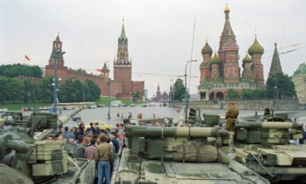 Four days in August: The Soviet Union’s final blow