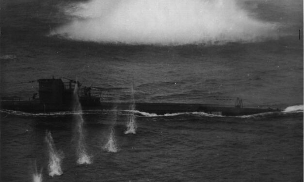 Blimp Vs U-Boat, WW2 – Video