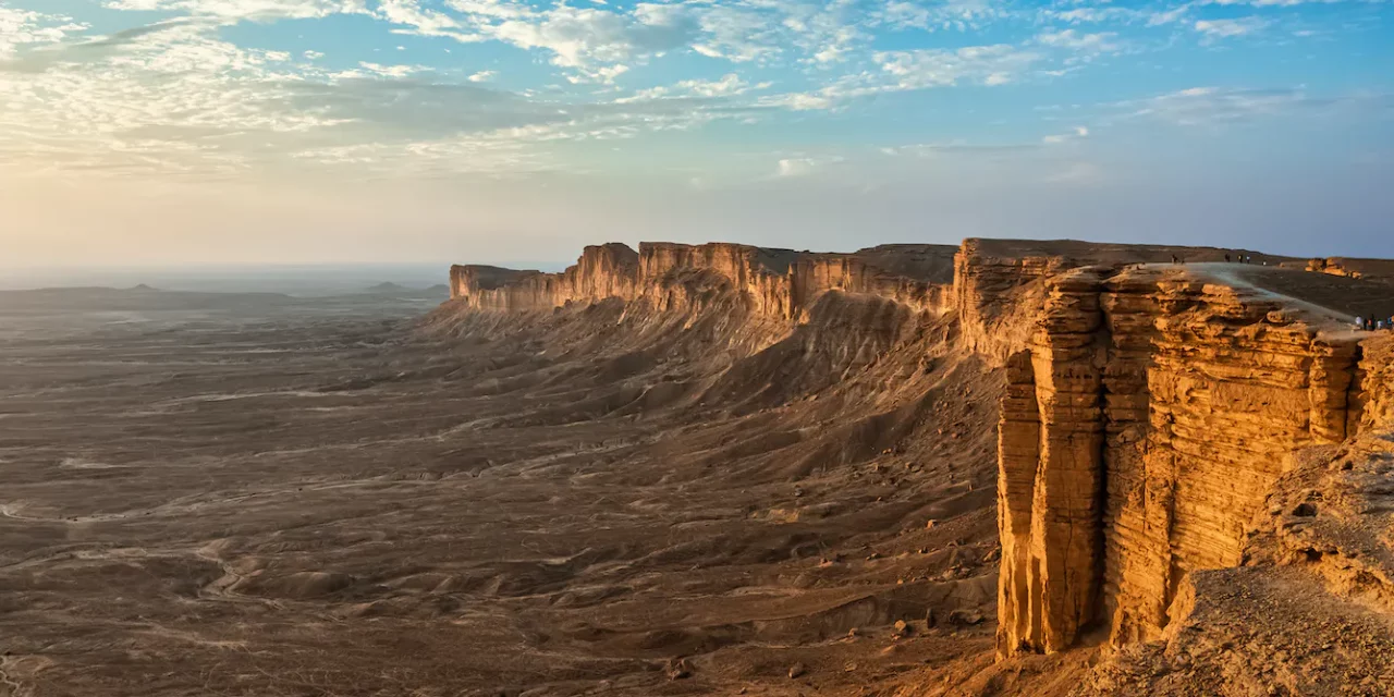 Ancient humans may have paused in Arabia for 30,000 years on their way out of Africa